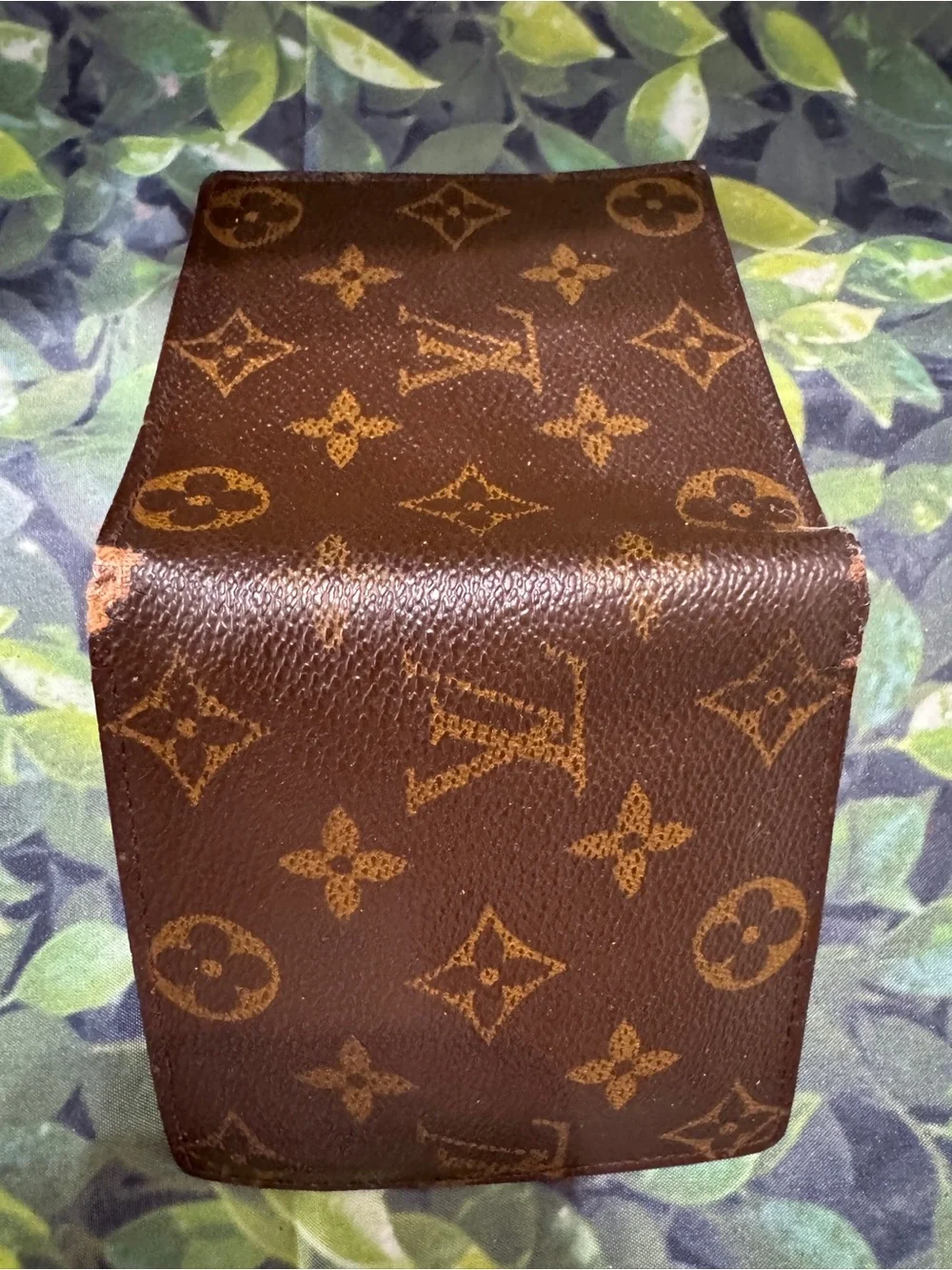 Louis Vuitton  Monogram Bi-Fold Wallet - Designer Style